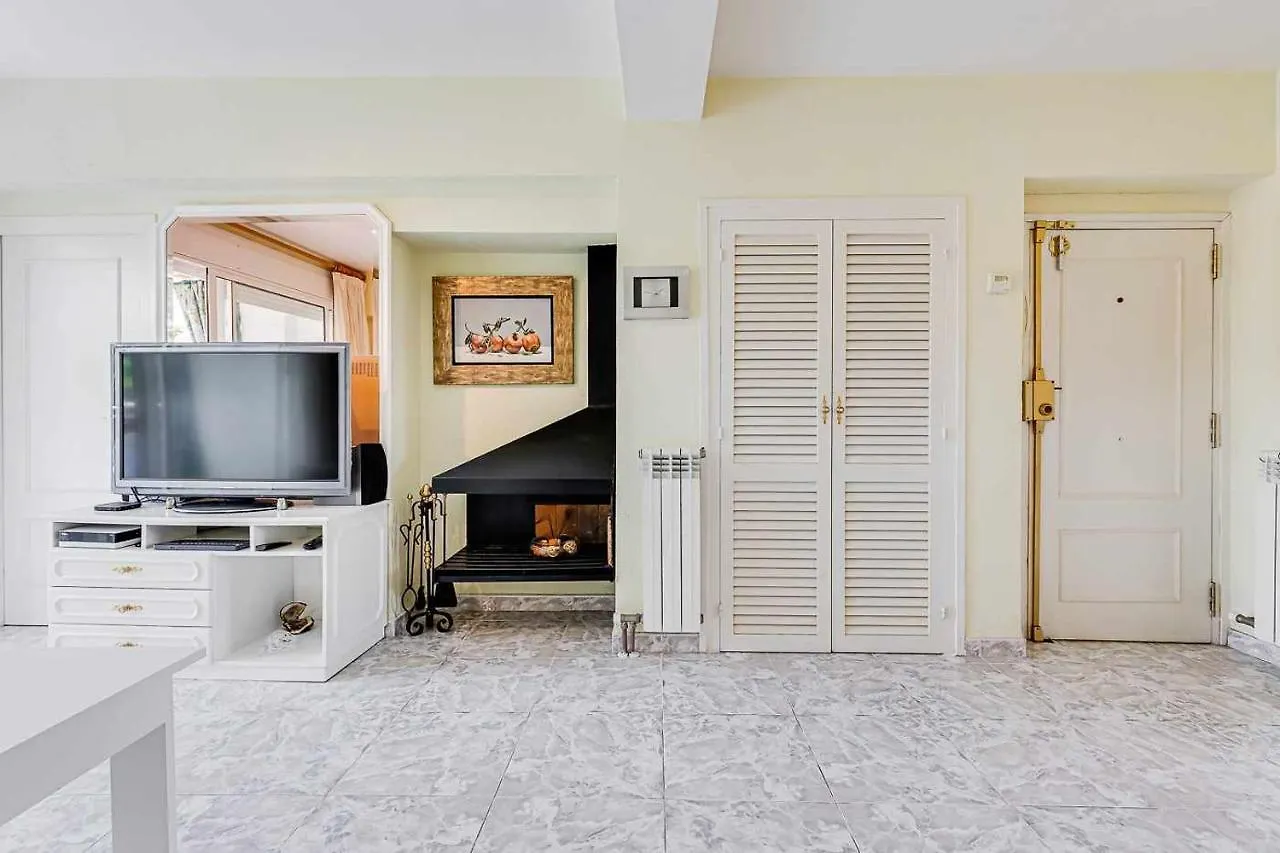 Rentalsbcn Apartamentos Corona Blanes Spain