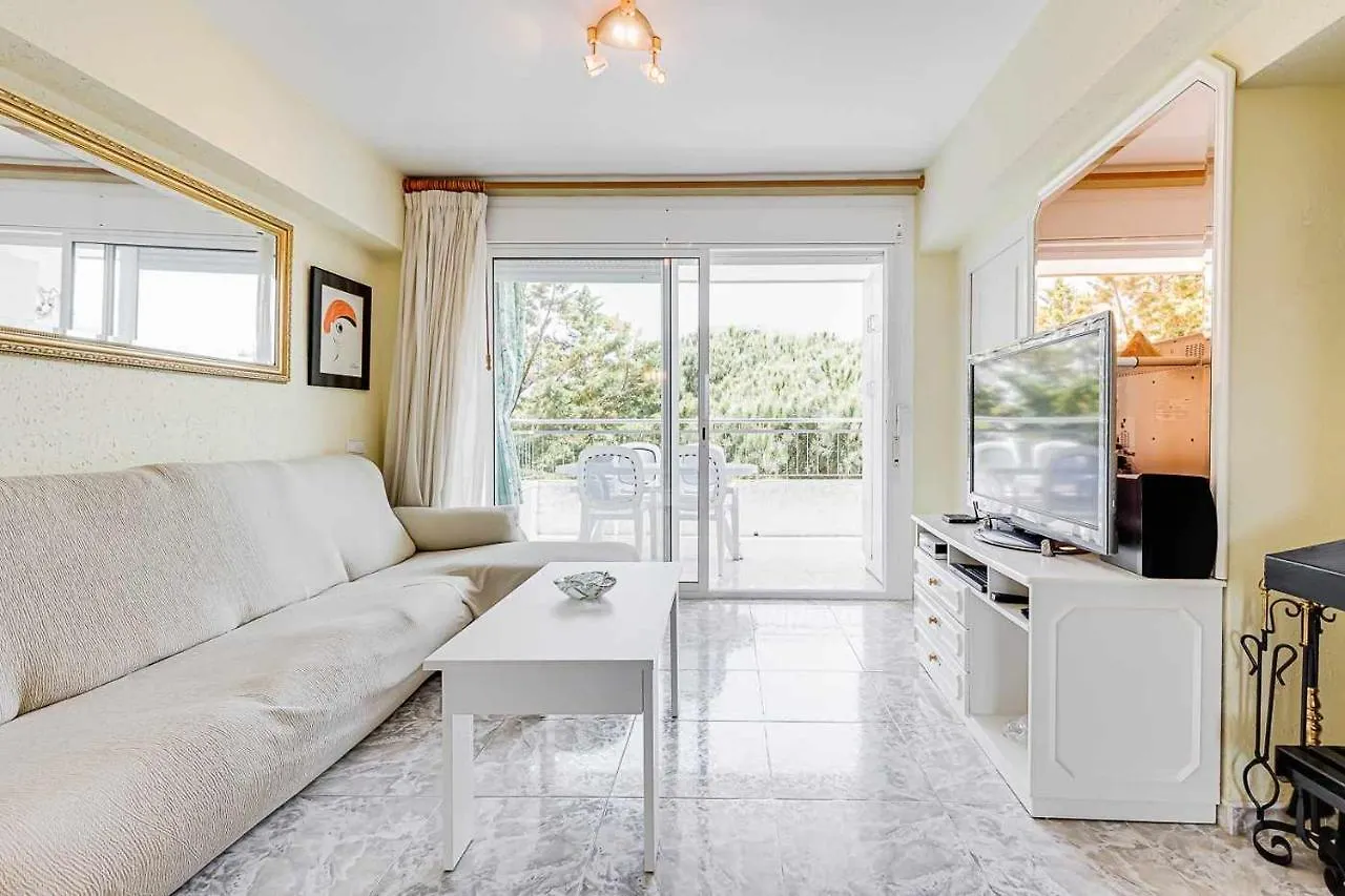 Rentalsbcn Apartamentos Corona Blanes Apartment
