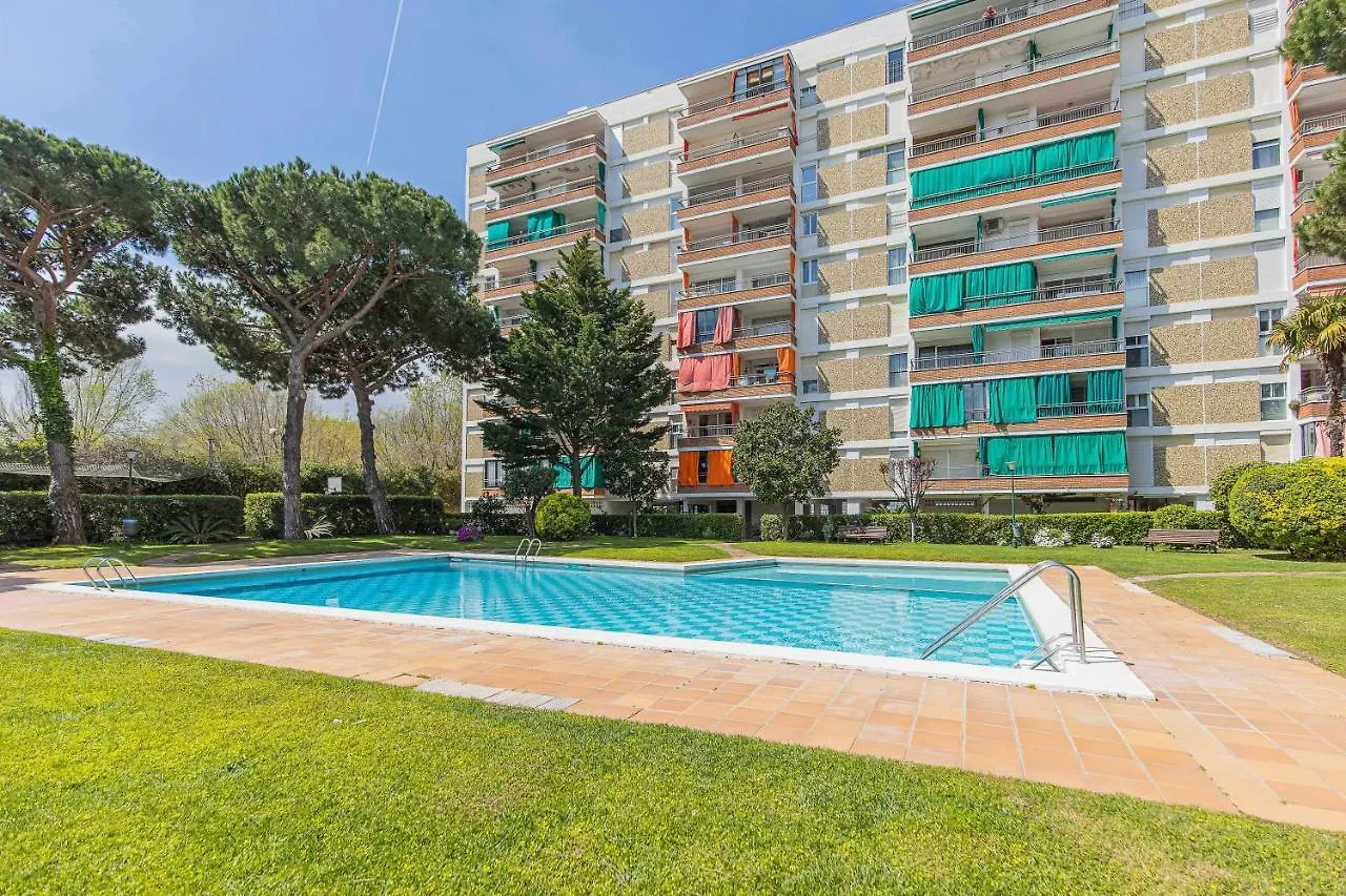 Rentalsbcn Apartamentos Corona Blanes Apartment